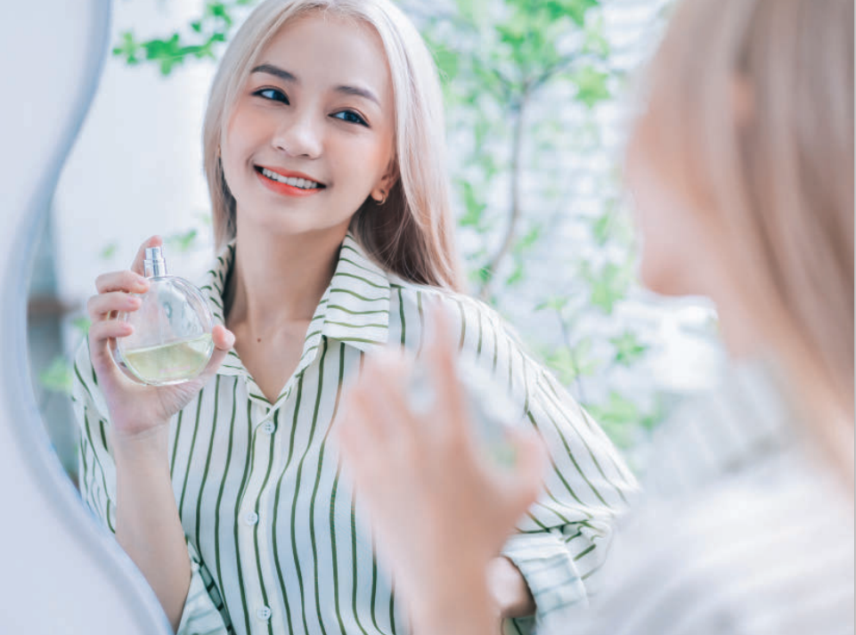 香水的繁榮第一部分：解開(kāi)這一令人驚訝的彈性增長(zhǎng)類(lèi)消費(fèi)品背后的市場(chǎng)驅(qū)動(dòng)力